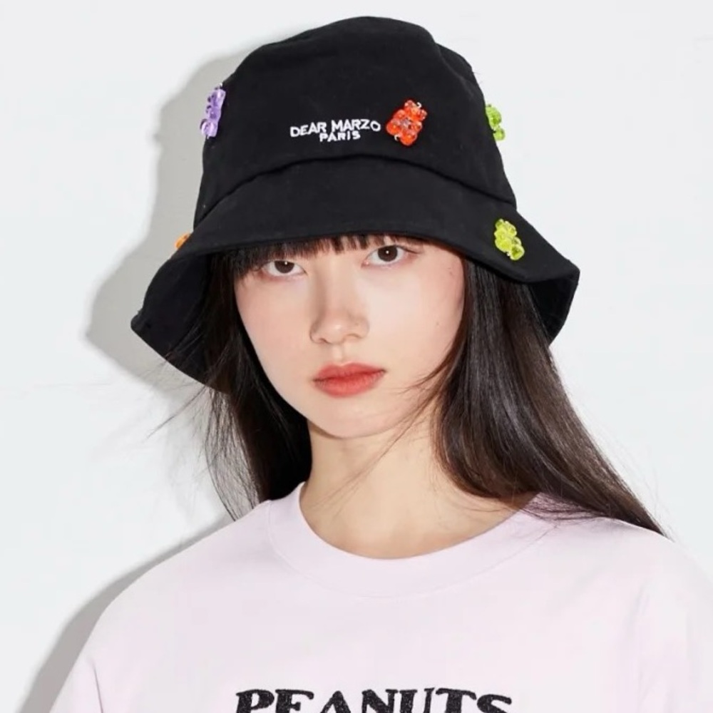 Kenzo Black and White Bear Embellished Bucket Hat